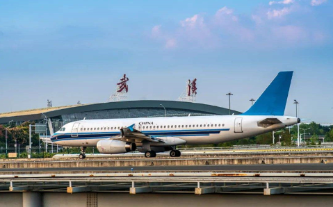 海东空运武汉机场